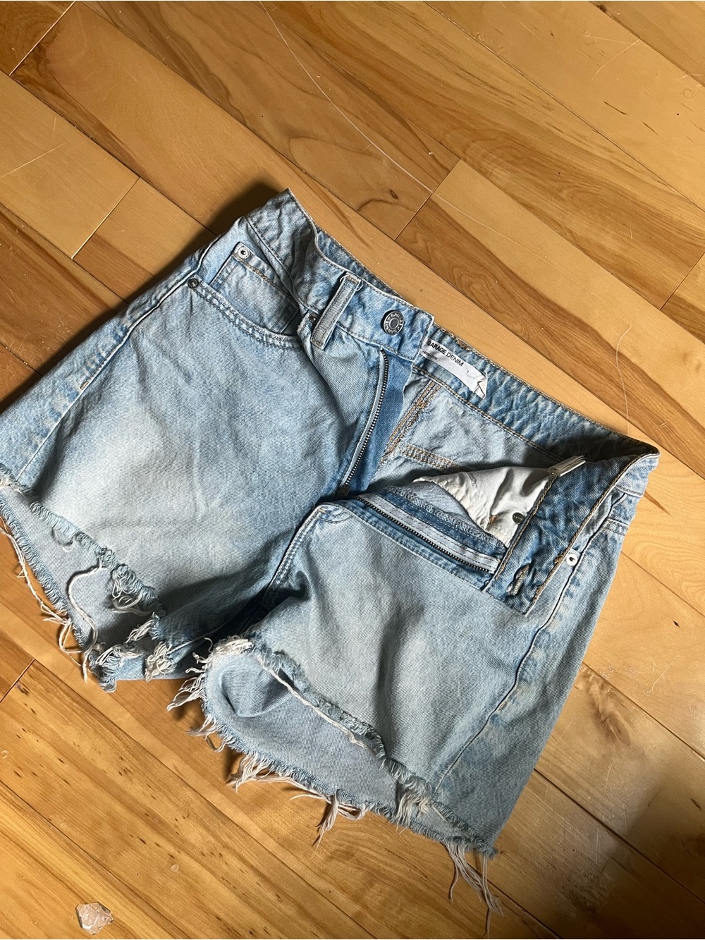 Light Blue Denim Frayed Hem Women's Shorts